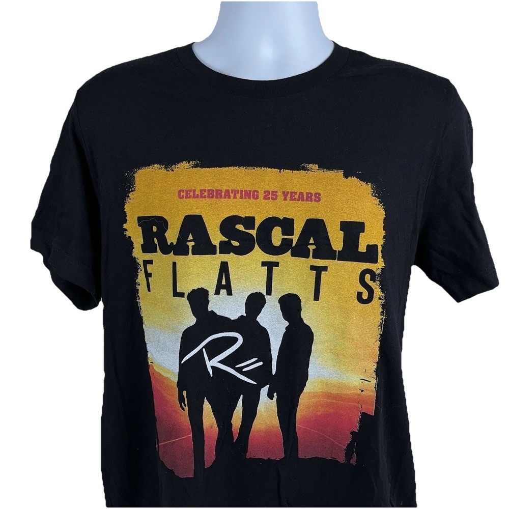 RASCAL FLATTS Large Life Is A Highway Tour Official Concert T-Shirt 25 NWOT